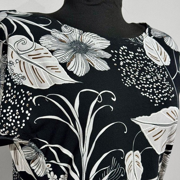 Signature By Robbie Bee Black‎ Floral Short Sleeve Knee Length Dress Size Small - Picture 4 of 12